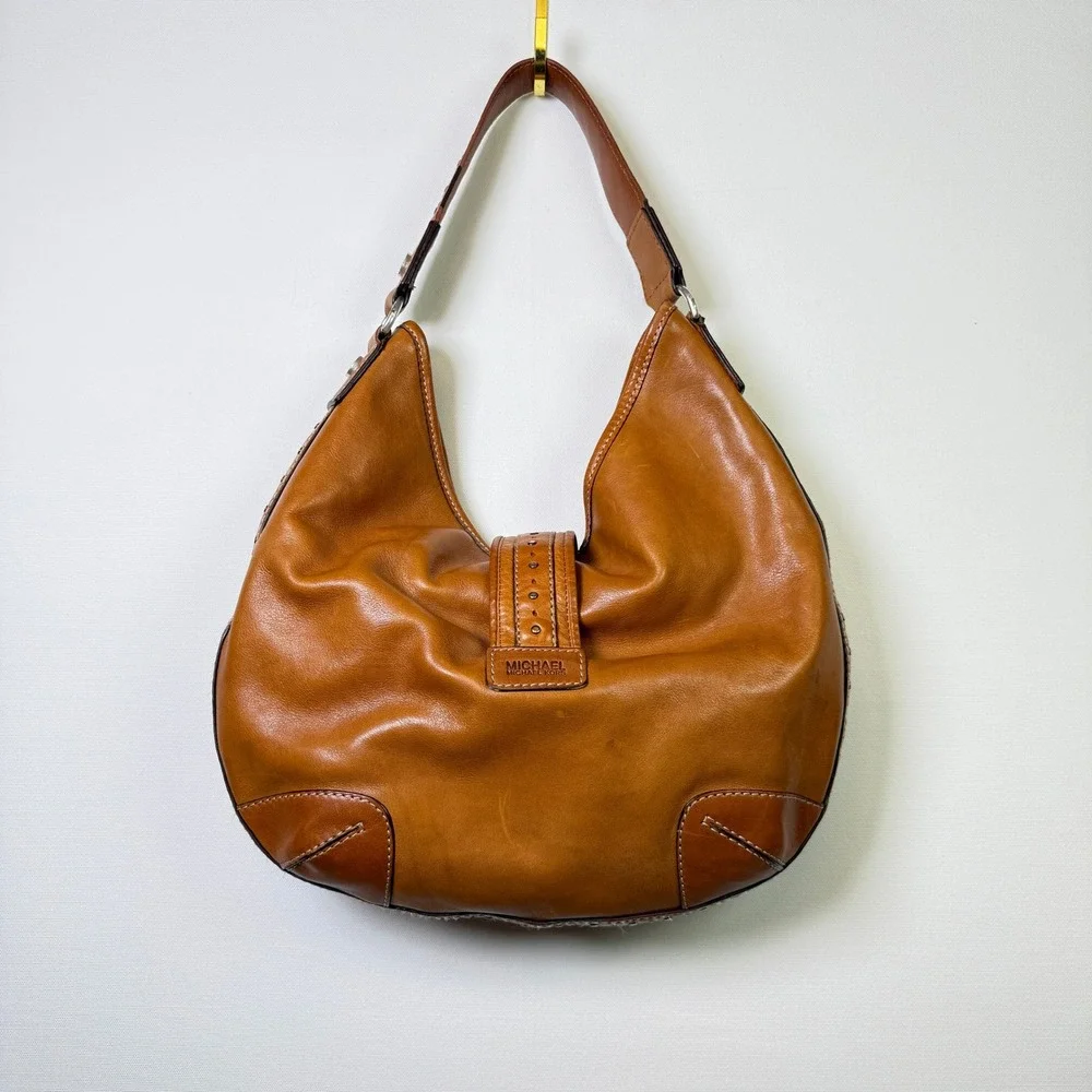 MICHAEL KORS Vintage Cognac Brown Studded Leather Buckle Hobo Bag Large - Picture 2 of 8